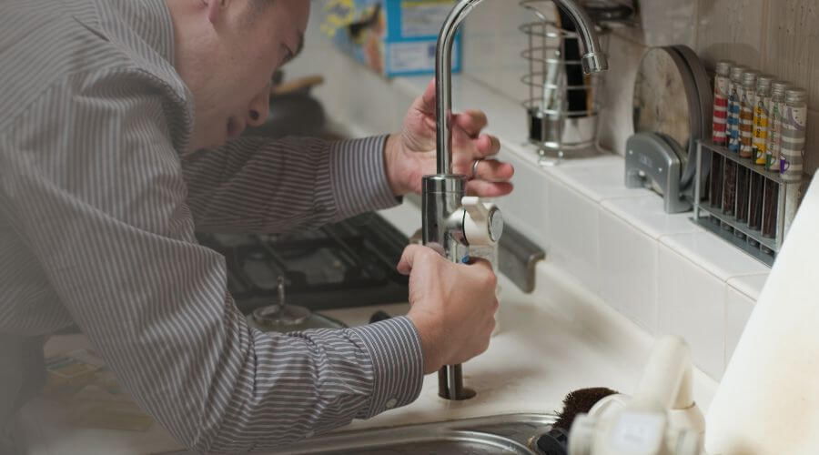 Expert burst pipe repair services in Elkton, VA